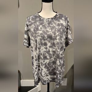 Lnwot Lululemon supersoft tshirt. Marbled gray tiedye look. Sz 10.